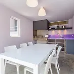 House Moderna Holiday home