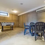 House Moderna Casa de Férias